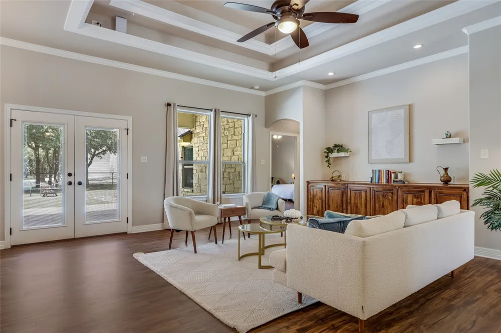 127 Palomino Cove Jarrell, TX 76537