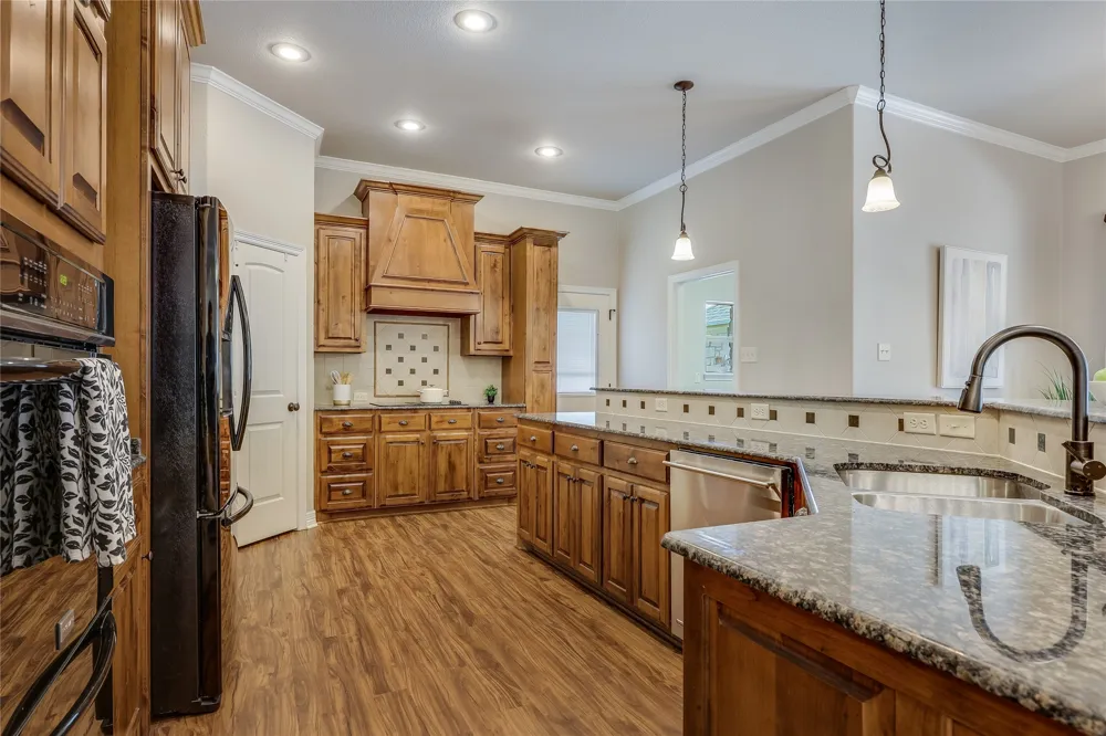 127 Palomino Cove Jarrell, TX 76537