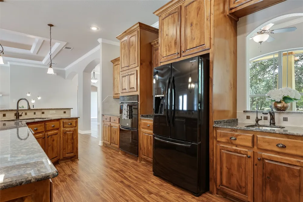 127 Palomino Cove Jarrell, TX 76537