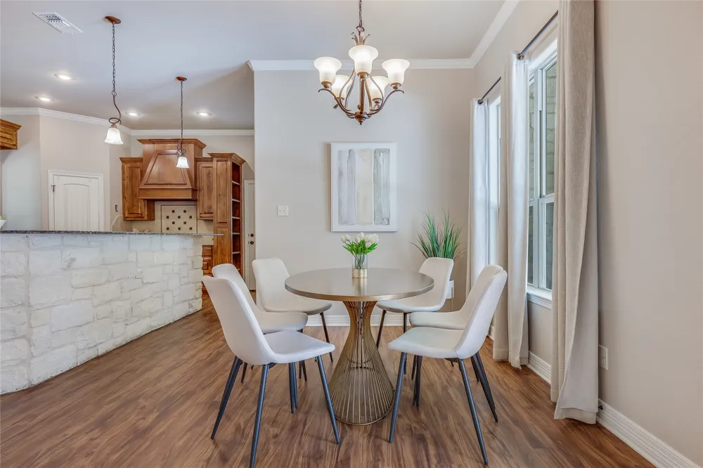 127 Palomino Cove Jarrell, TX 76537
