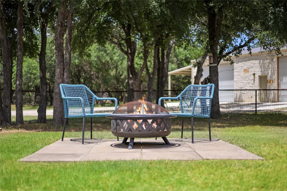 127 Palomino Cove Jarrell, TX 76537