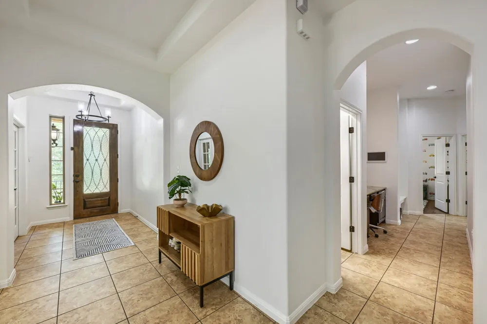 439 Drury Lane Austin, TX 78737