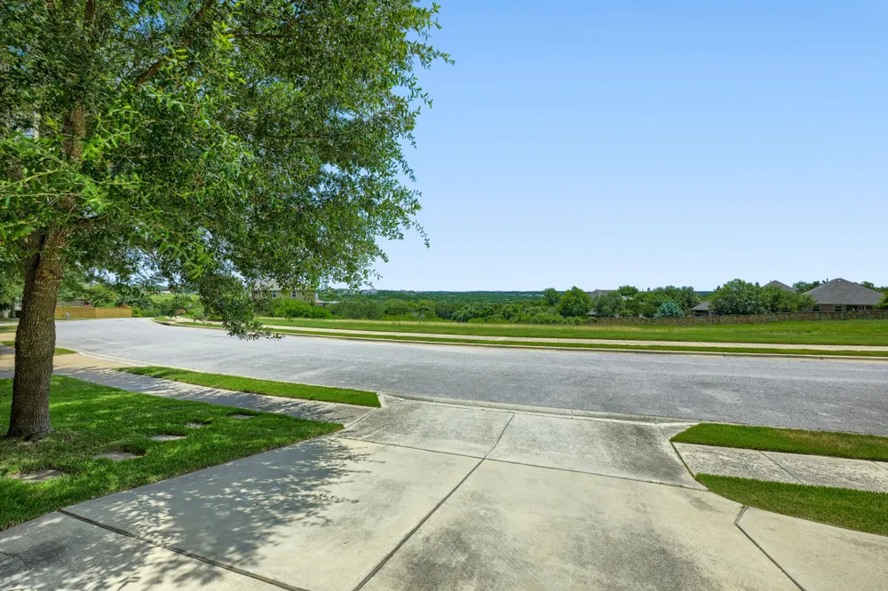 439 Drury Lane Austin, TX 78737
