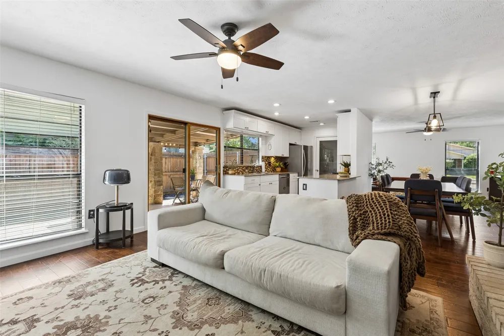5069 Aztec Drive The Colony, TX 75056