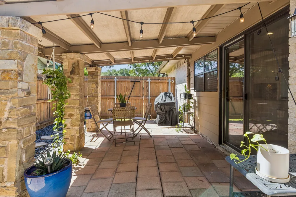 5069 Aztec Drive The Colony, TX 75056