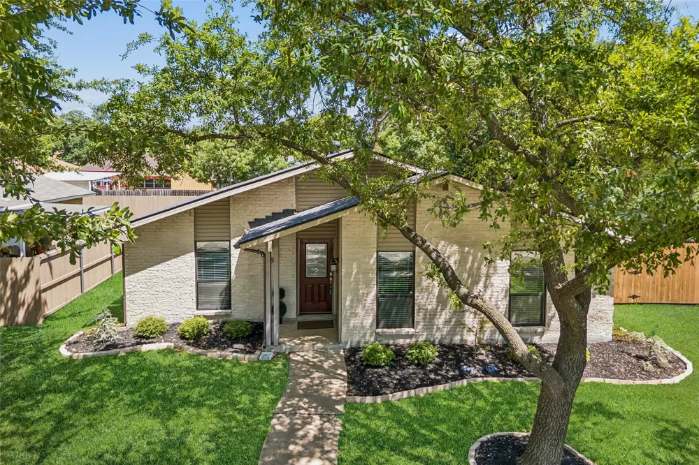 5069 Aztec Drive The Colony, TX 75056