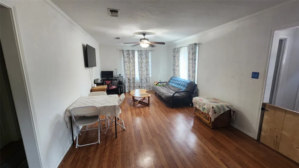 903 W Plummer Street Eastland, TX 76448
