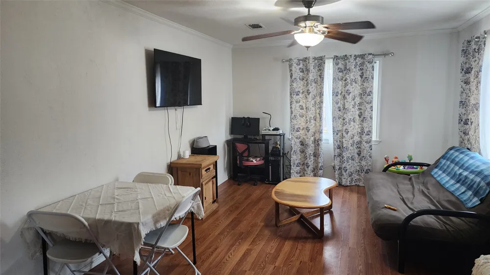 903 W Plummer Street Eastland, TX 76448