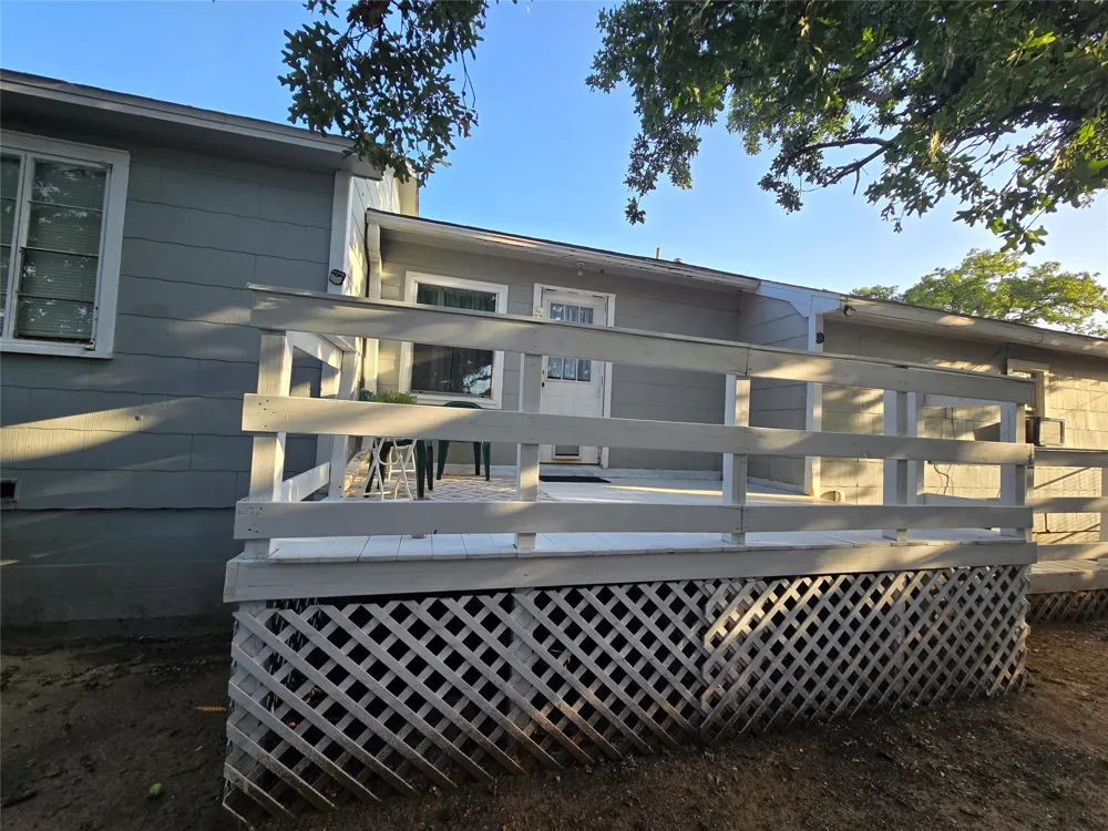 903 W Plummer Street Eastland, TX 76448