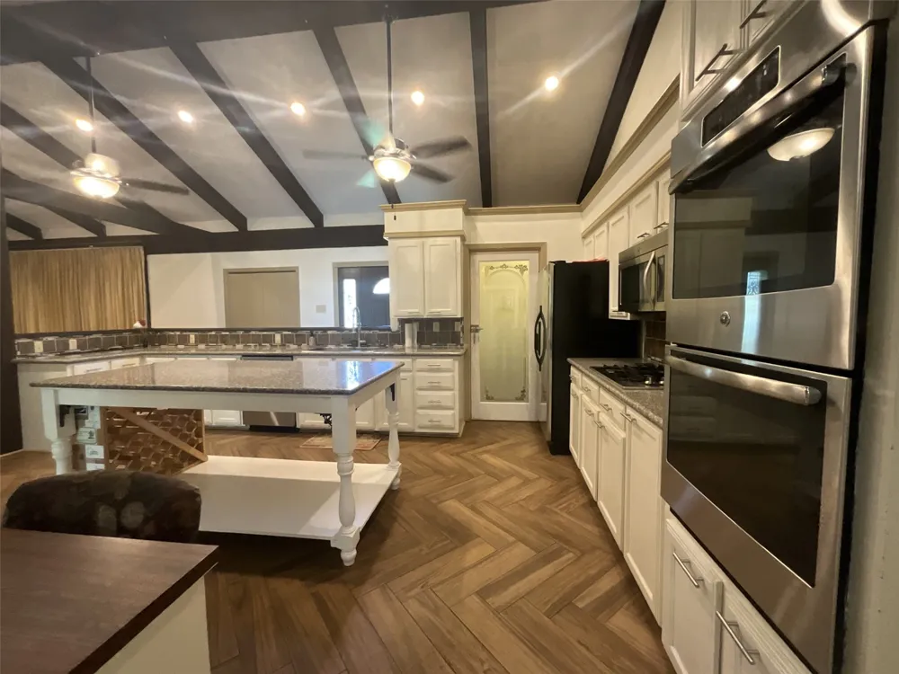 530 Hilliard Drive Canton, TX 75103