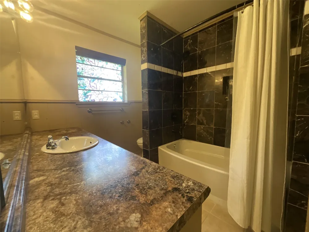530 Hilliard Drive Canton, TX 75103