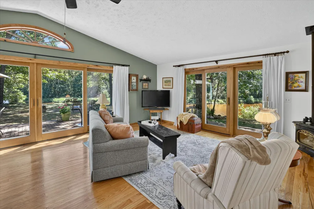 3525 Timberlane Drive Evart, MI 49631