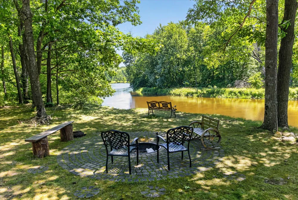3525 Timberlane Drive Evart, MI 49631