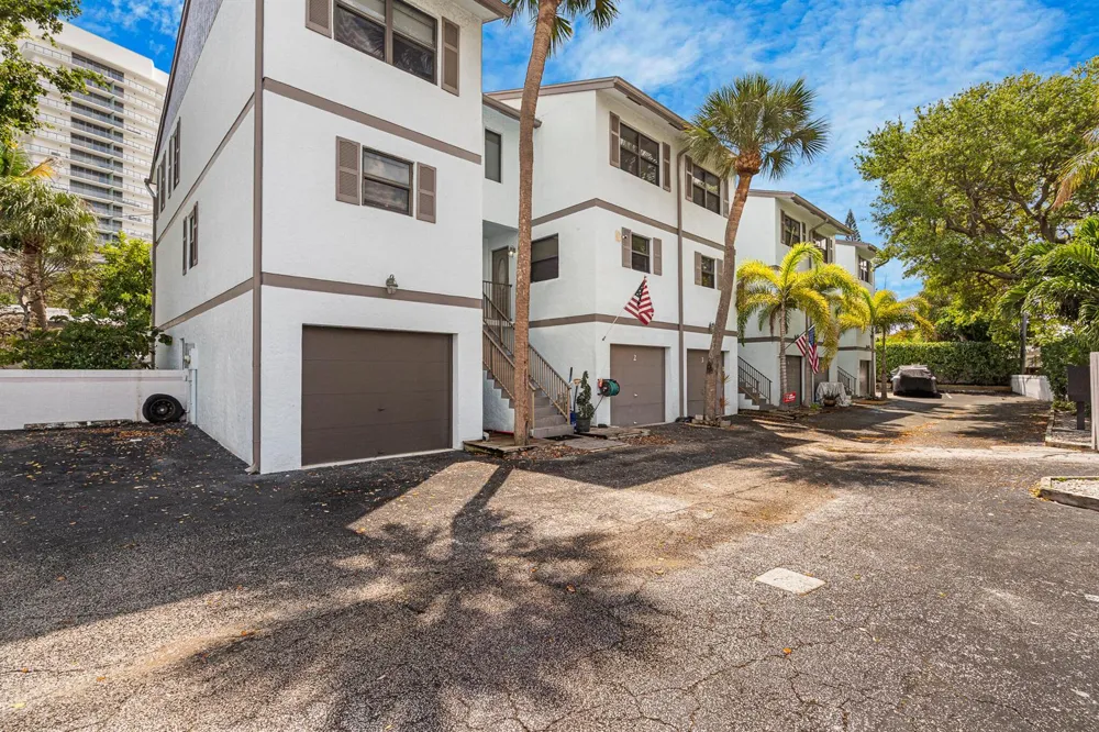 3250 NE 12th Street #1 Pompano Beach, FL 33062
