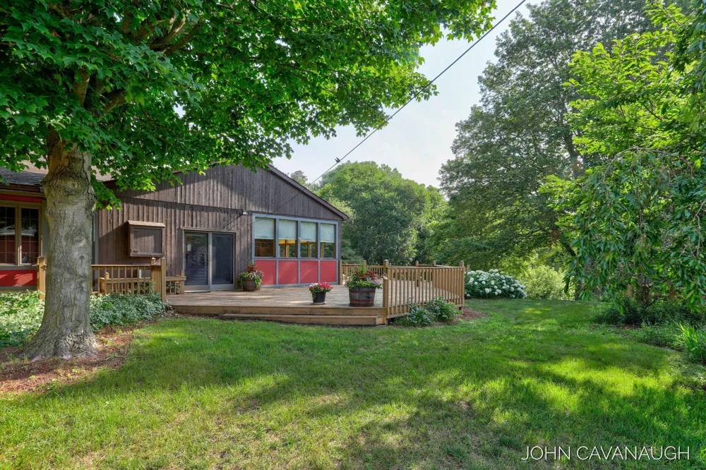 9516 Taft Street Polkton Charter Township, MI 49404