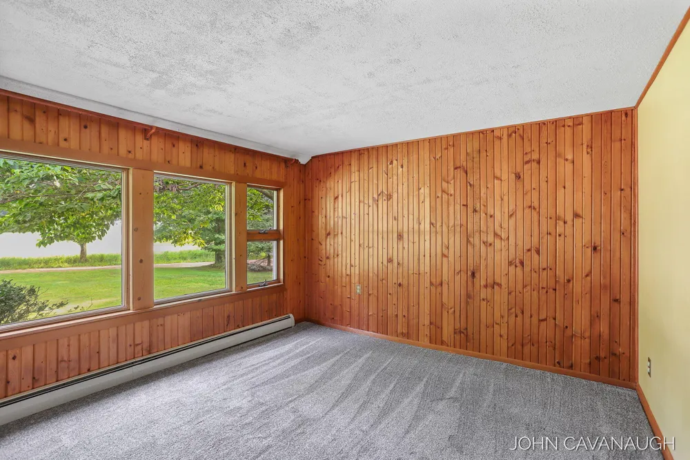 9516 Taft Street Polkton Charter Township, MI 49404