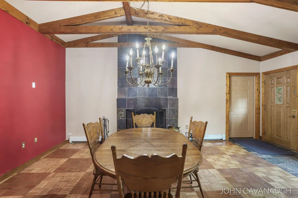9516 Taft Street Polkton Charter Township, MI 49404