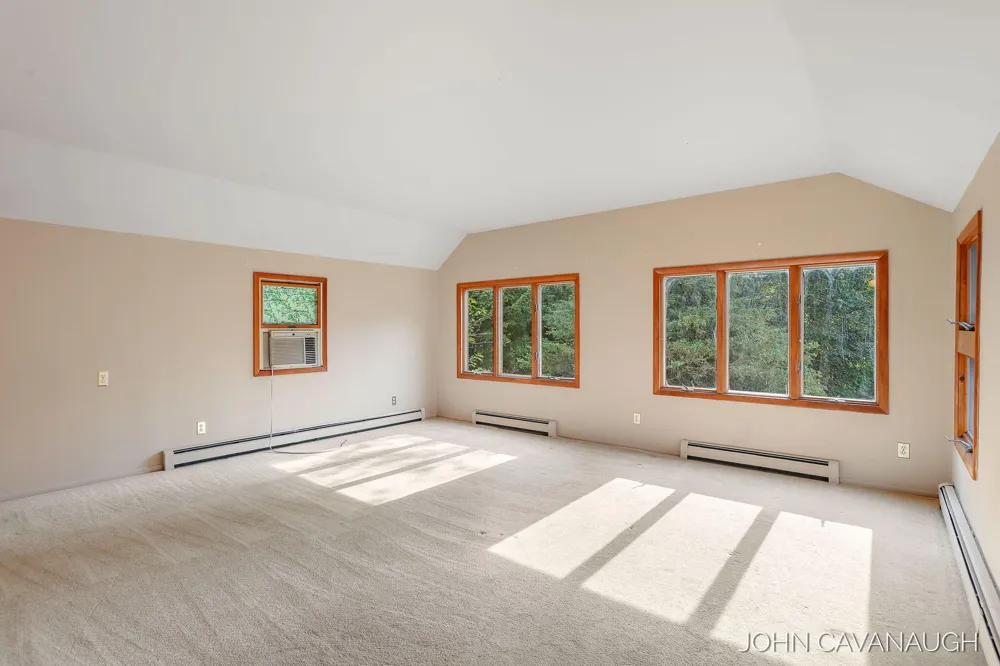 9516 Taft Street Polkton Charter Township, MI 49404