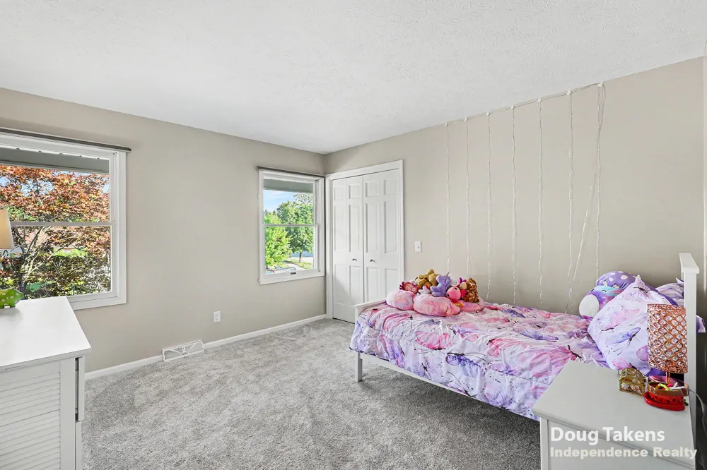 1755 Secretariat Drive SE Kentwood City, MI 49546