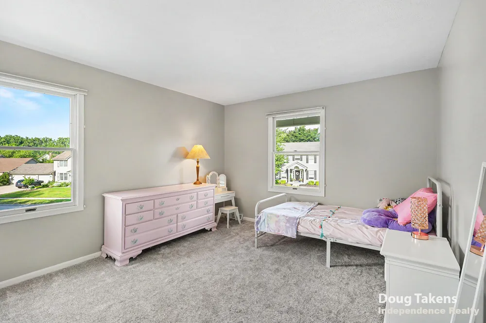 1755 Secretariat Drive SE Kentwood City, MI 49546