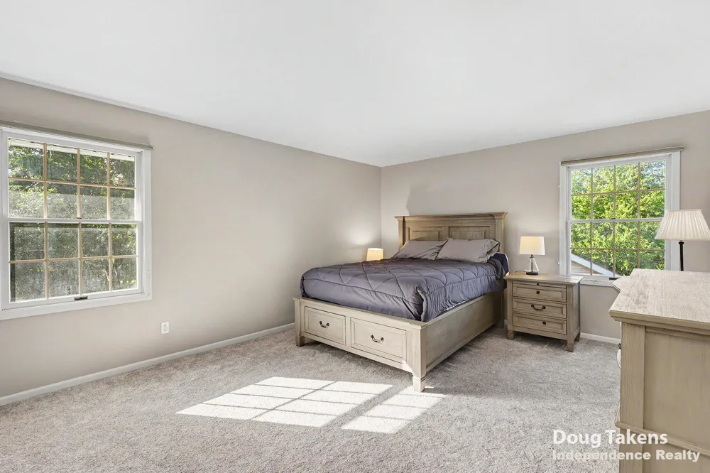 1755 Secretariat Drive SE Kentwood City, MI 49546