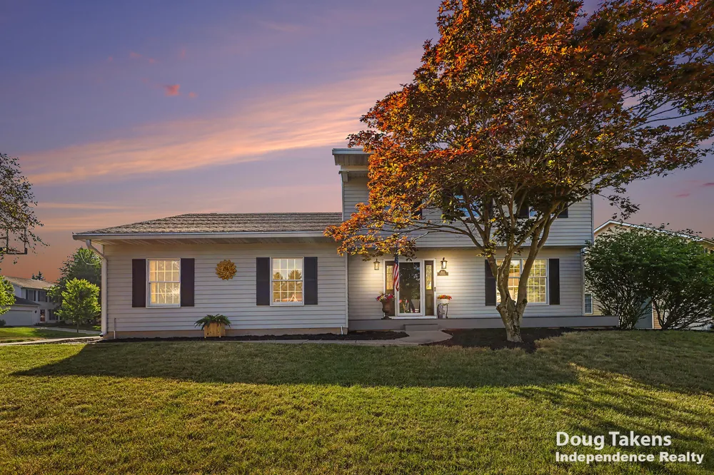 1755 Secretariat Drive SE Kentwood City, MI 49546