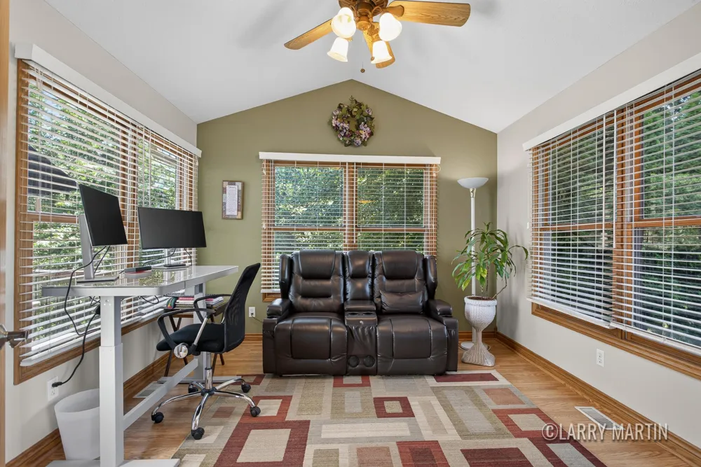 4256 Del Mar Drive SW Wyoming City, MI 49418