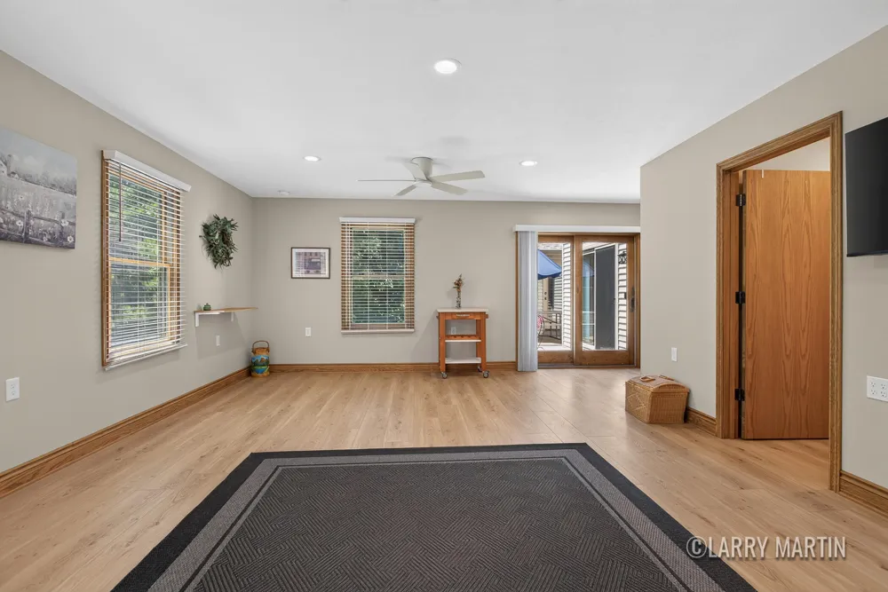 4256 Del Mar Drive SW Wyoming City, MI 49418