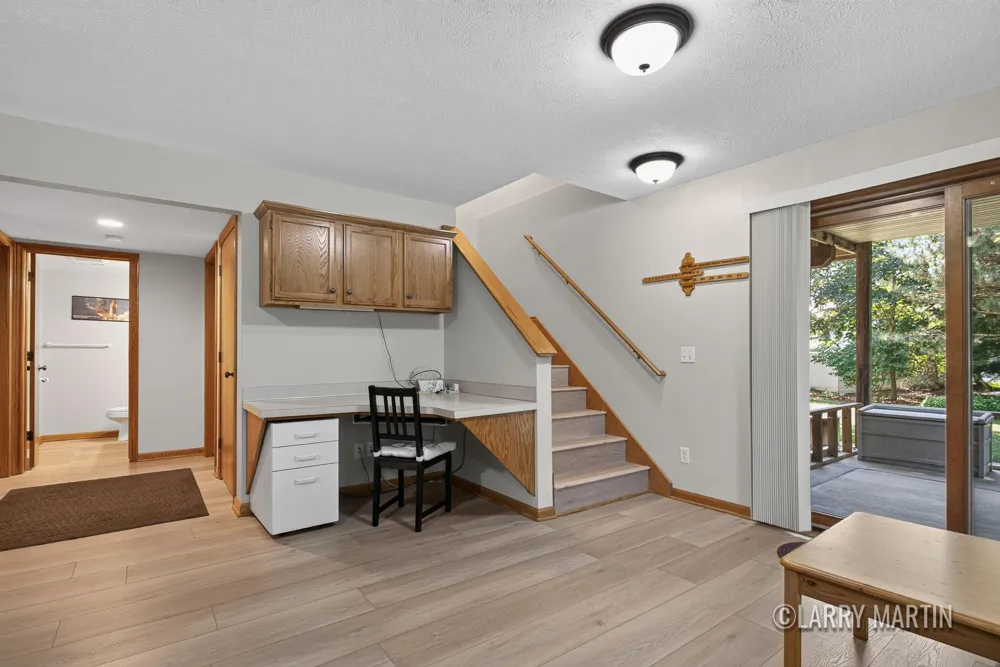 4256 Del Mar Drive SW Wyoming City, MI 49418