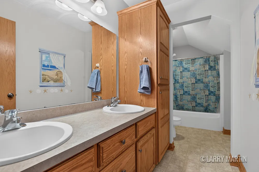 4256 Del Mar Drive SW Wyoming City, MI 49418