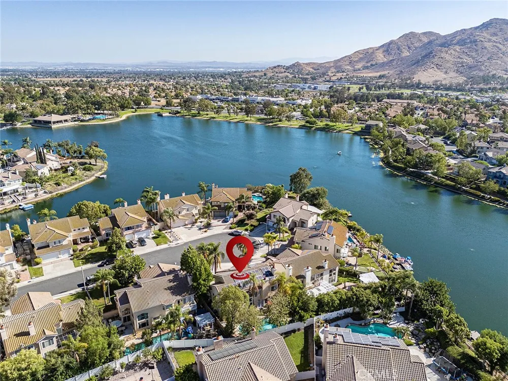 23638 Narcissus Moreno Valley, CA 92557