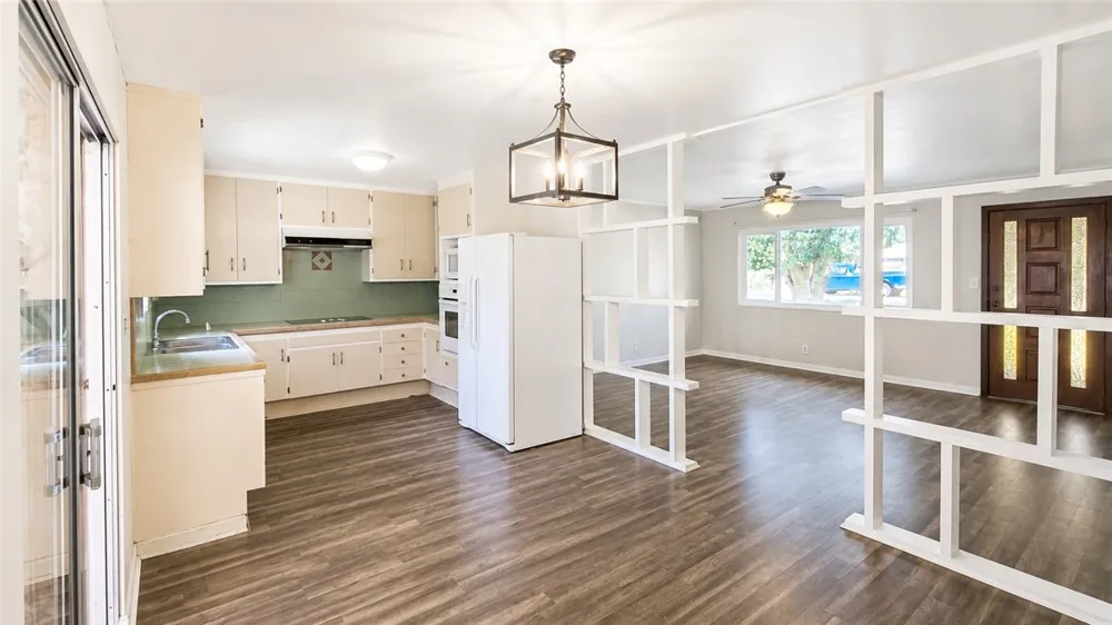 13527 Evelyn Red Bluff, CA 96080