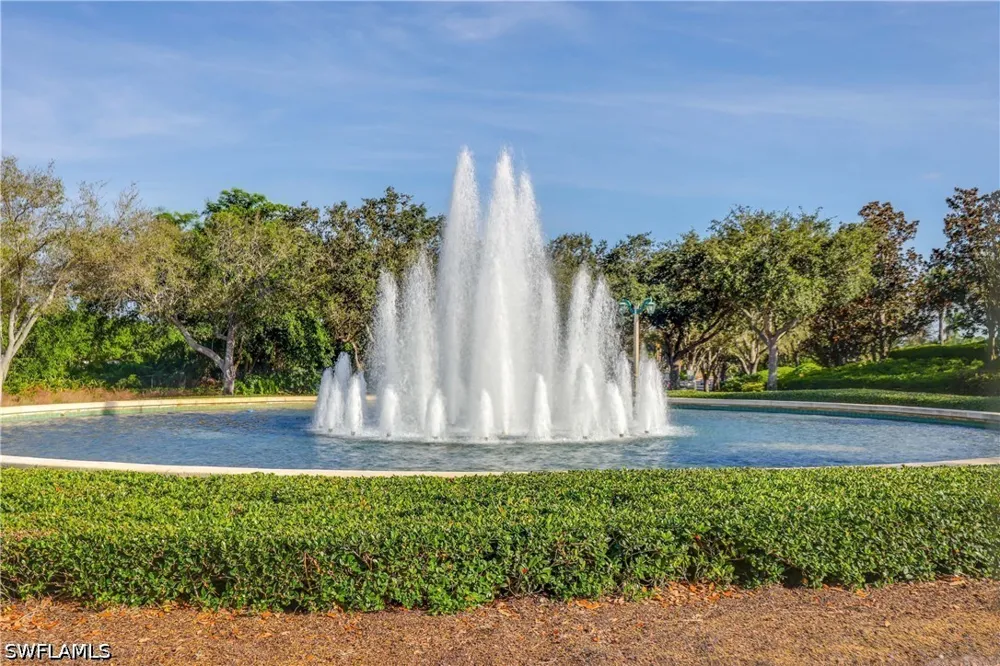 Persimmon Drive Naples, FL 34109