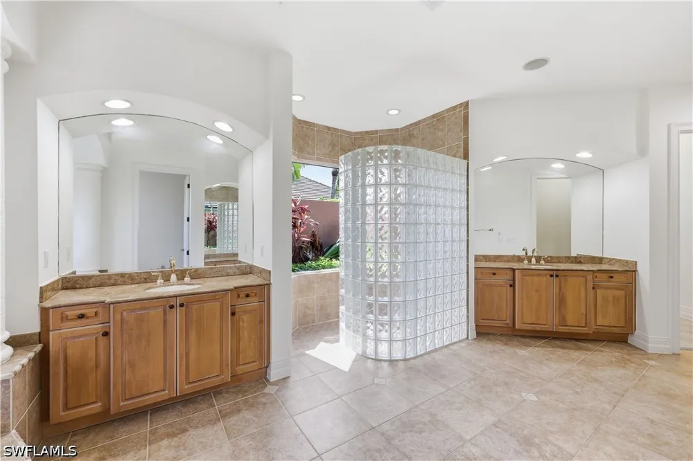 Persimmon Drive Naples, FL 34109