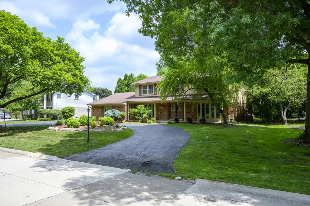 28550 Tavistock Trail Southfield, MI 48034