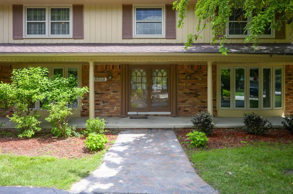 28550 Tavistock Trail Southfield, MI 48034