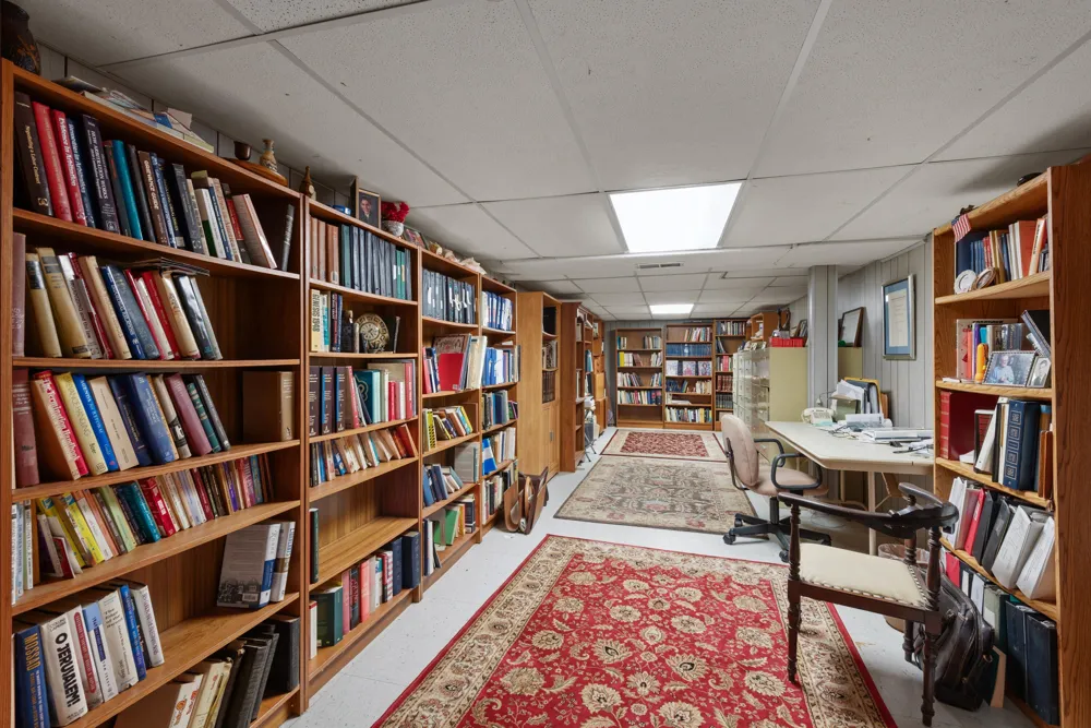 28550 Tavistock Trail Southfield, MI 48034