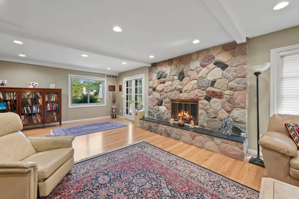 28550 Tavistock Trail Southfield, MI 48034