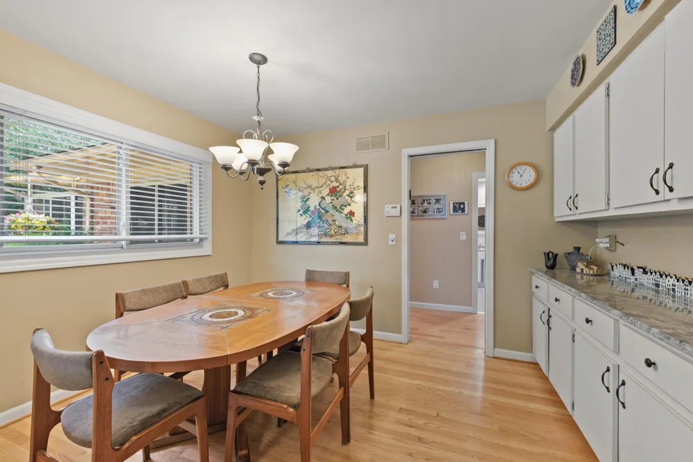 28550 Tavistock Trail Southfield, MI 48034