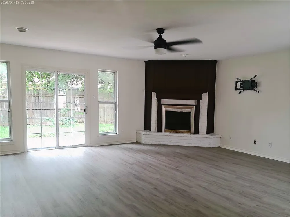 849 CLIFF DRIVE Portland, TX 78374