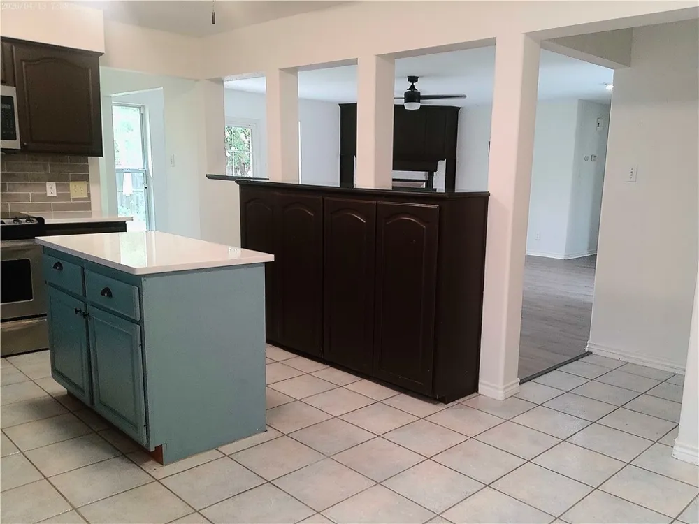 849 CLIFF DRIVE Portland, TX 78374