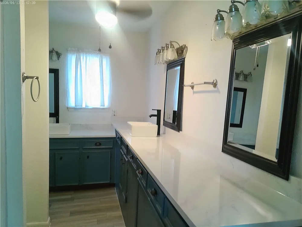 849 CLIFF DRIVE Portland, TX 78374