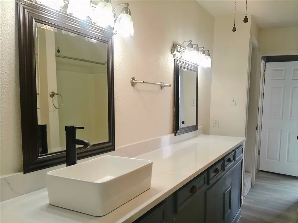 849 CLIFF DRIVE Portland, TX 78374