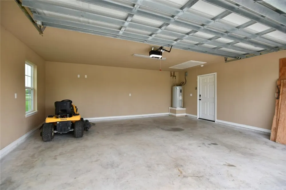 4455 S Oak Circle Robstown, TX 78380