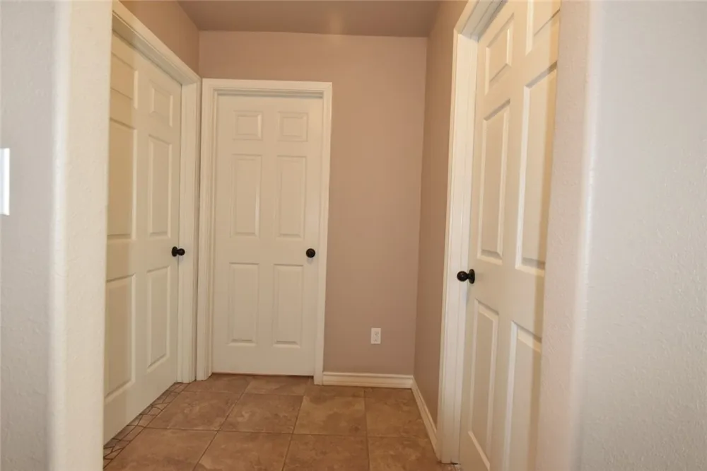 4455 S Oak Circle Robstown, TX 78380