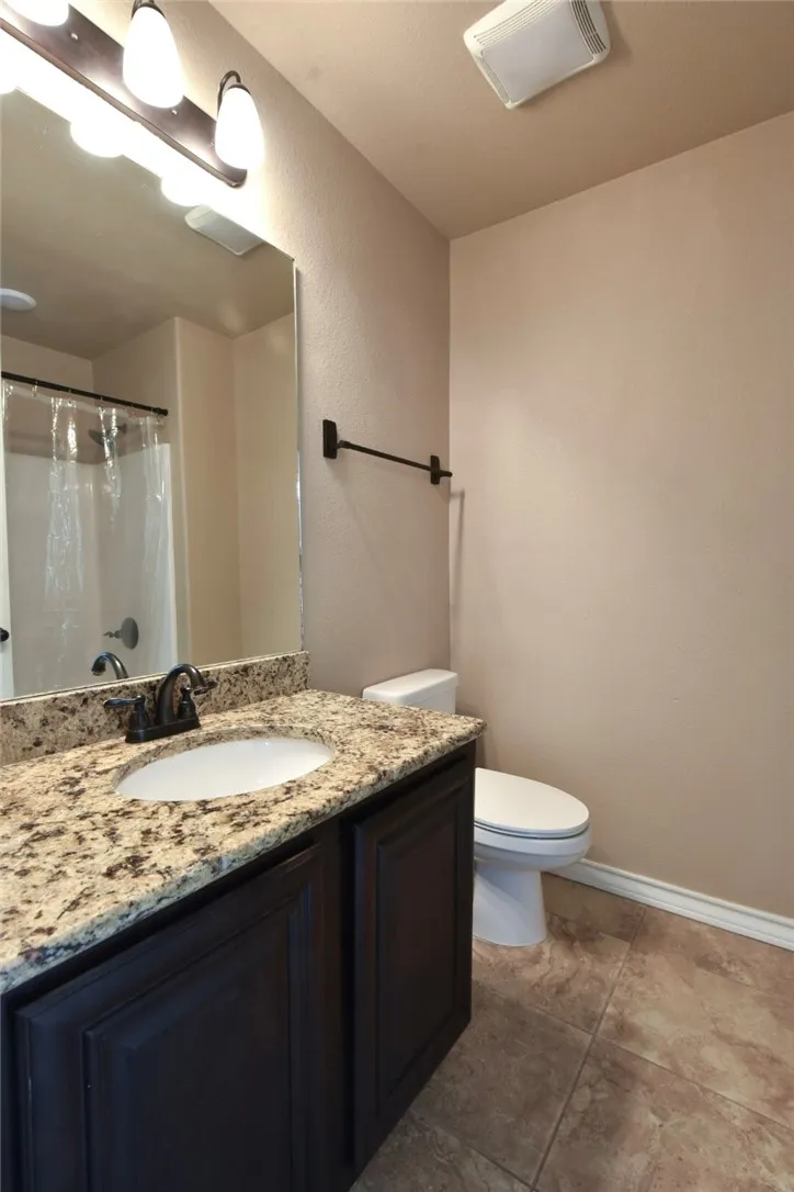 4455 S Oak Circle Robstown, TX 78380