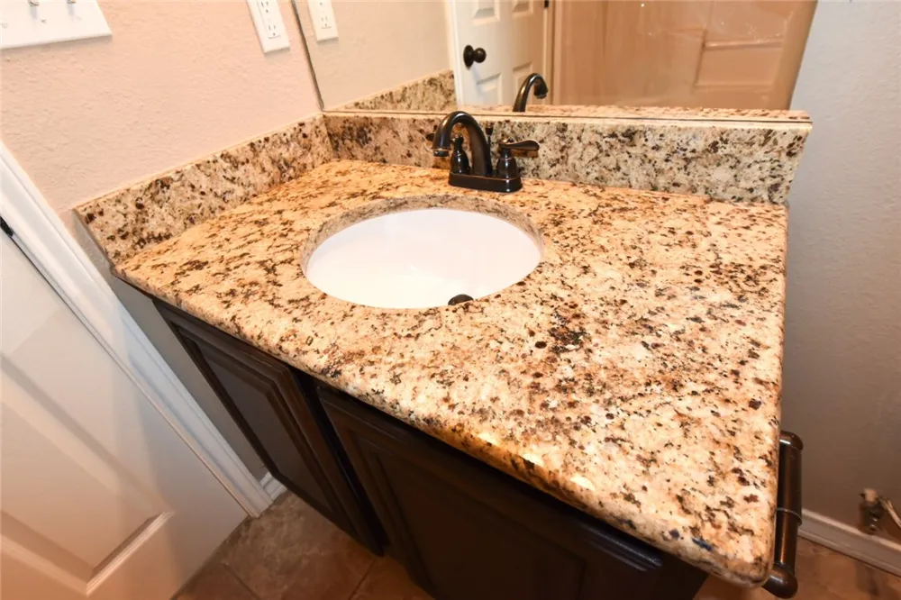 4455 S Oak Circle Robstown, TX 78380