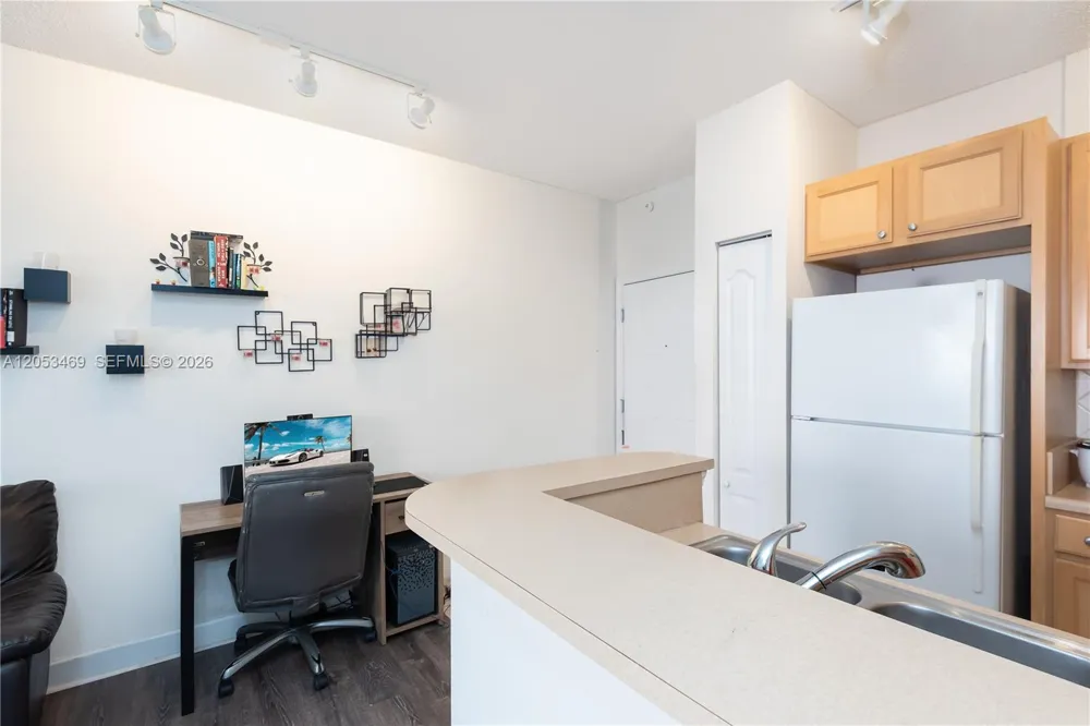 Address Not Shown South Miami, FL 33143