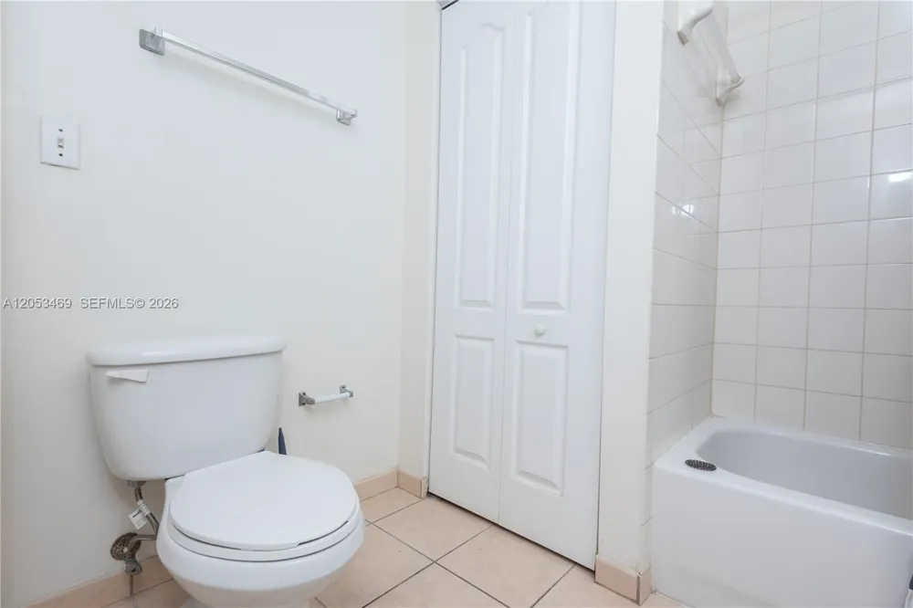 Address Not Shown South Miami, FL 33143
