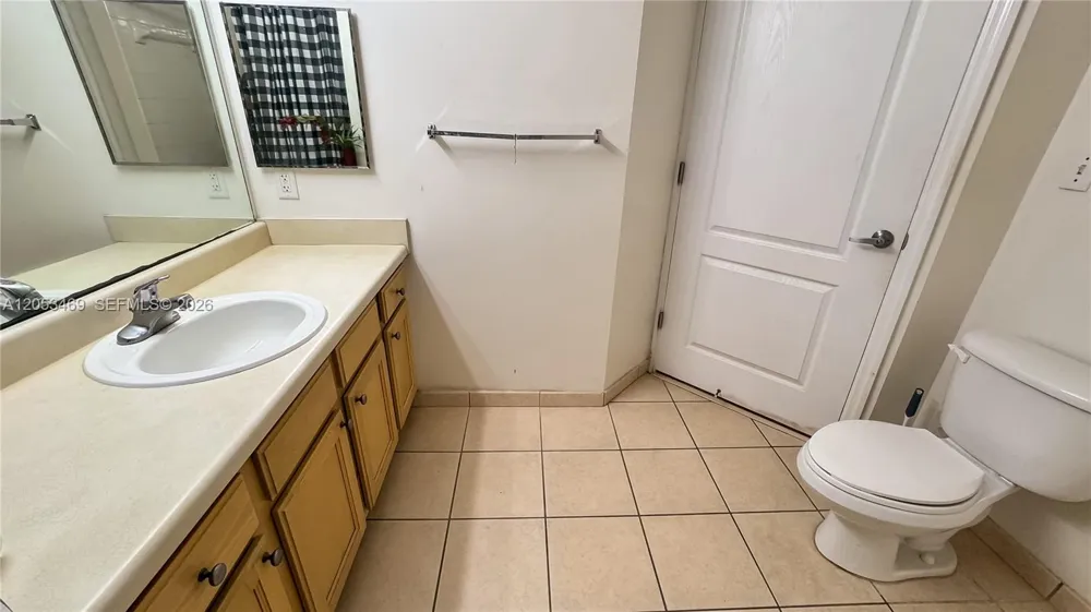 Address Not Shown South Miami, FL 33143